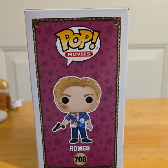 Funko Pop Romeo with Blue and Brown Design - Picture 4 of 4